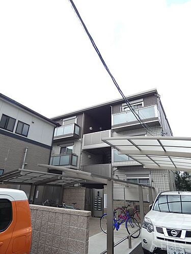 兵庫県尼崎市東園田町６丁目 3階建 築8年8ヶ月