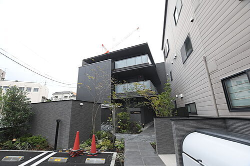 シャーメゾン　リベル