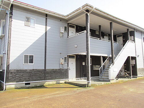 新潟県長岡市福山町 賃貸アパート