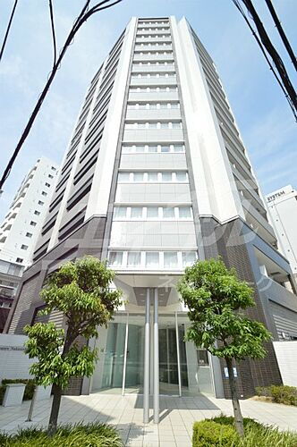 大阪府大阪市北区菅原町 15階建