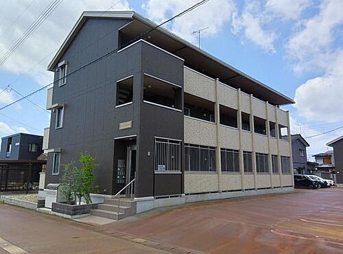 新潟県長岡市堀金２丁目 賃貸アパート