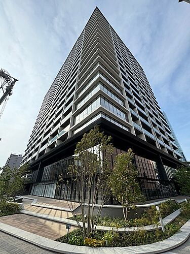 ザ・サーパスタワー新潟万代シティ 20階建