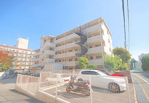 大阪府枚方市香里ケ丘９丁目 5階建