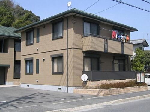 バリュージュ井原　Ｂ棟 2階建