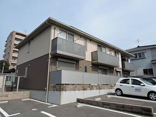 メゾン・ブランシュ 2階建
