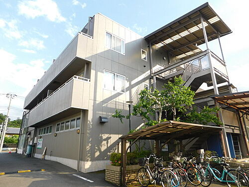 東京都八王子市元八王子町１丁目 3階建 築33年3ヶ月