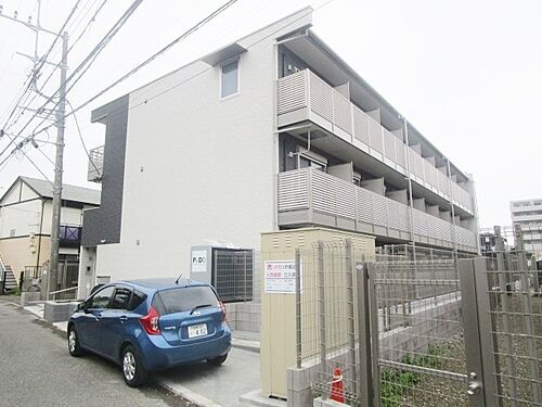 神奈川県厚木市愛甲１丁目 3階建 築6年