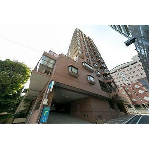 東京都港区高輪１丁目 地上14階地下1階建 築22年