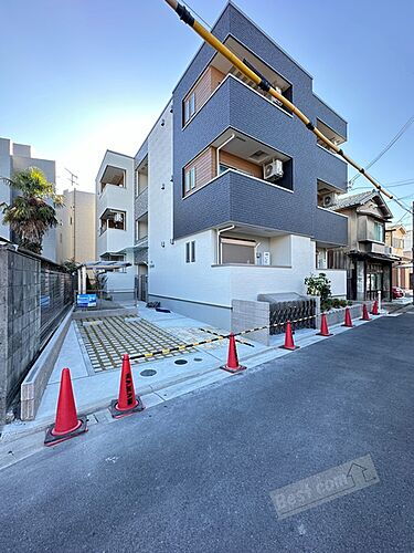 大阪府堺市西区浜寺諏訪森町中２丁 賃貸アパート