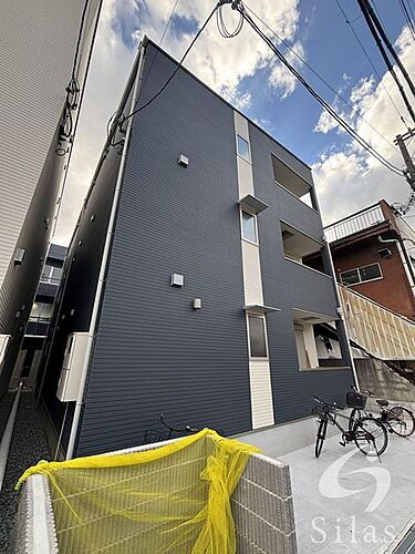 兵庫県尼崎市東本町３丁目 賃貸アパート