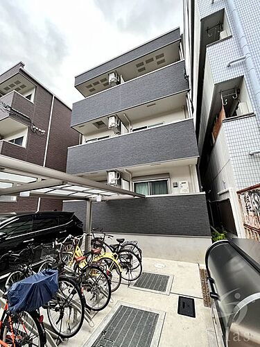 大阪府寝屋川市萱島信和町 3階建 築4年