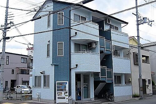 兵庫県神戸市兵庫区金平町１丁目 3階建 築21年