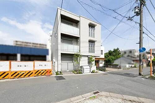 クオリスタ奈良 3階建