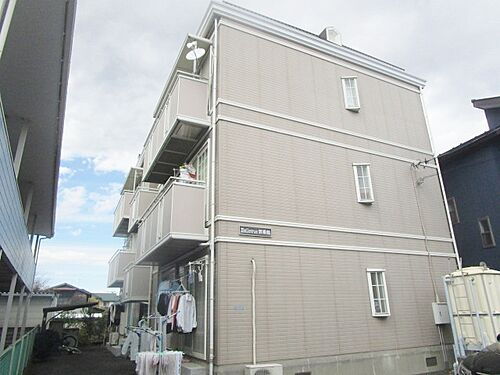 神奈川県伊勢原市桜台３丁目 3階建 築34年5ヶ月