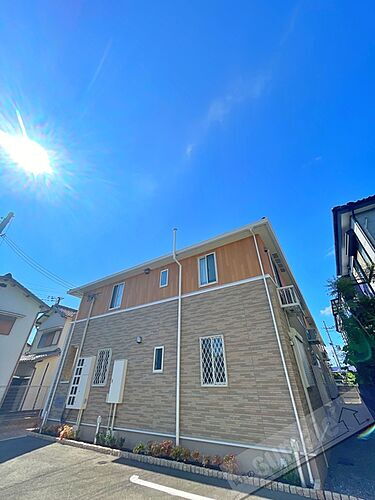 和歌山県和歌山市井辺 2階建