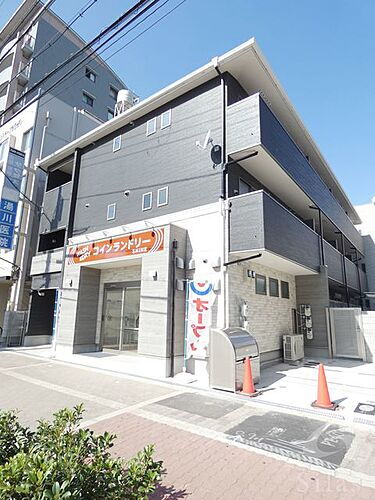 大阪府大阪市生野区巽北３丁目 3階建