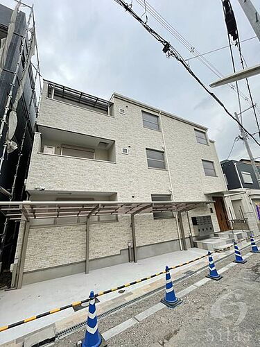 大阪府大阪市生野区鶴橋４丁目 3階建