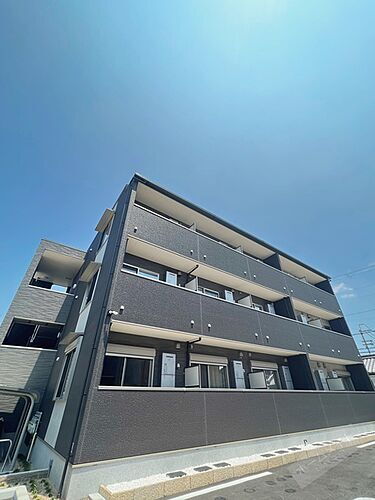 大阪府大阪狭山市半田２丁目 3階建 築3年5ヶ月
