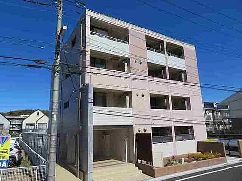 東京都八王子市下柚木２丁目 4階建
