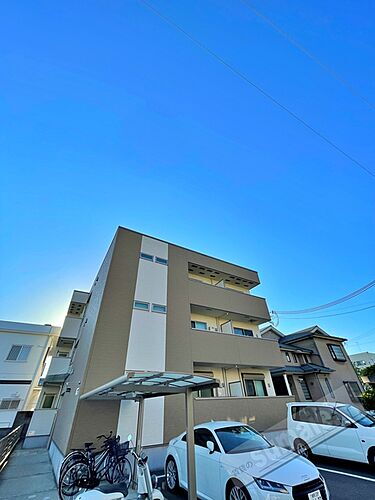 和歌山県和歌山市太田２丁目 3階建 築9年3ヶ月