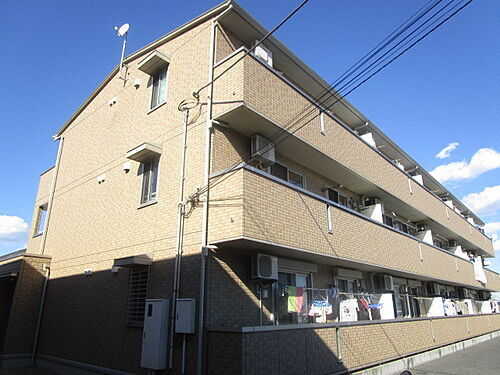 神奈川県厚木市戸室４丁目 3階建 築15年6ヶ月