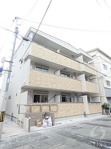 大阪府大阪市旭区赤川１丁目 3階建 築5年1ヶ月
