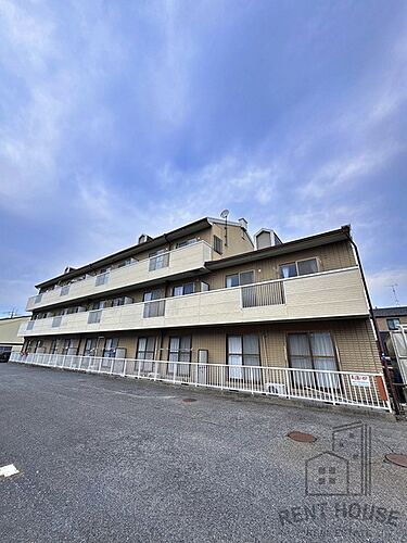 大阪府和泉市伯太町２丁目 3階建 築31年8ヶ月