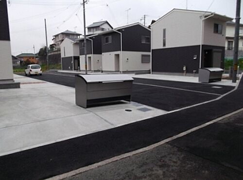 大阪府和泉市寺門町１丁目 築12年8ヶ月 2階建