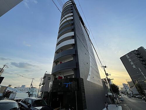 大阪府大阪市福島区玉川３丁目 15階建
