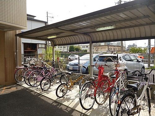 大阪府堺市北区東浅香山町１丁 賃貸マンション