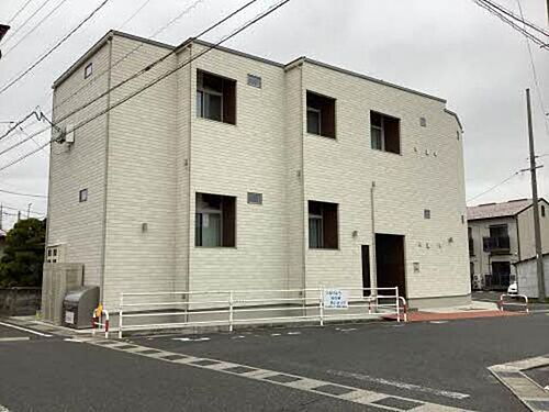 ａｌｐｈａ・ＴＨＥ・ＴＥＲＲＡＣＥ　駅南通り
