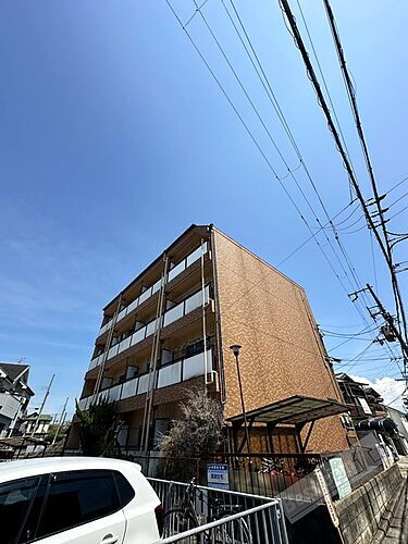 第三岩見ビル 4階建