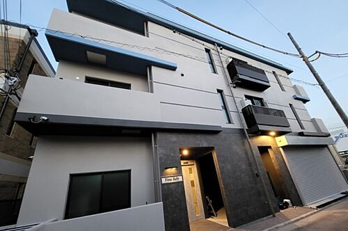 兵庫県西宮市下大市東町 3階建 築2年5ヶ月