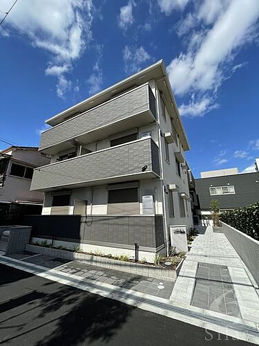 大阪府大阪市淀川区新高１丁目 3階建 築3年11ヶ月