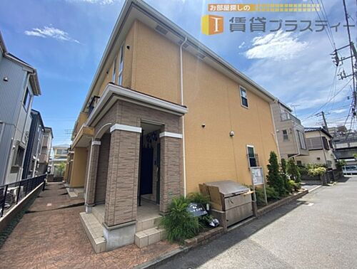 千葉県船橋市西船５丁目 2階建