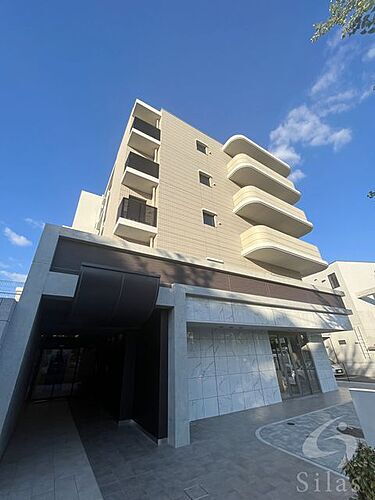 大阪府豊中市新千里南町２丁目 5階建