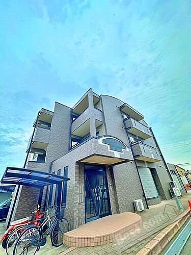和歌山県和歌山市楠見中 3階建 築25年4ヶ月