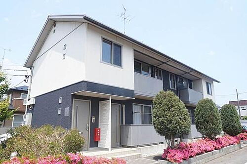 シャーメゾンイシファインＡ 2階建