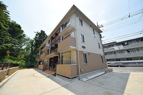 神奈川県川崎市麻生区上麻生５丁目 3階建 築11年11ヶ月