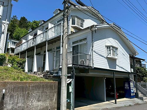 モナークハイムＩＩ 2階建