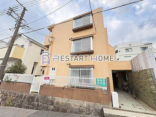兵庫県神戸市灘区天城通８丁目 3階建