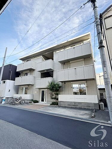 兵庫県西宮市今津野田町 3階建