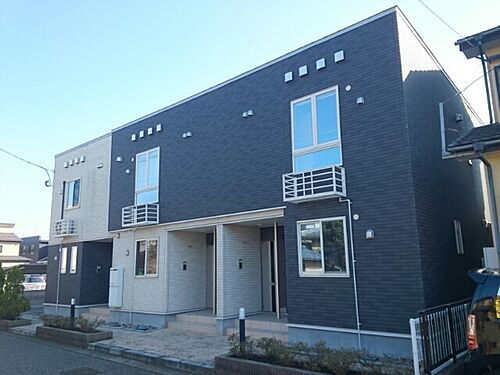 パームスＡ 2階建