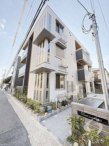 兵庫県西宮市平木町  3階建