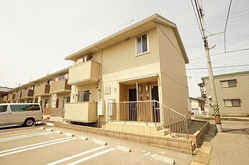 サンロイヤル　Ｃ 2階建