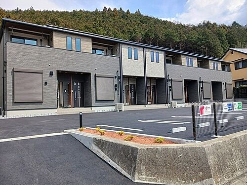 静岡県駿東郡小山町竹之下 2階建 