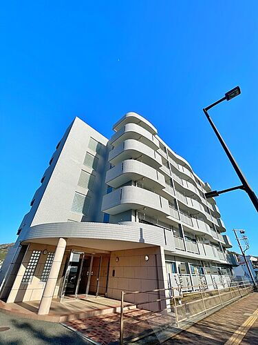 和歌山県和歌山市毛見 6階建 築22年10ヶ月