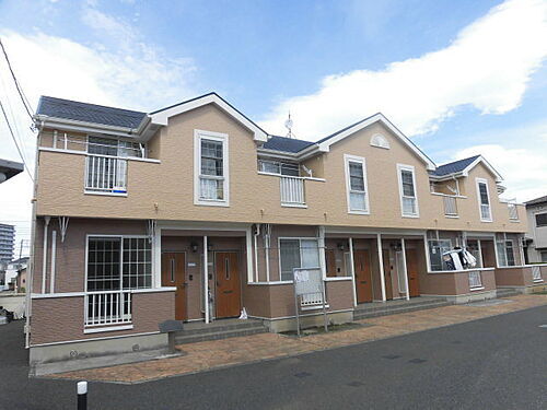 神奈川県藤沢市菖蒲沢 2階建