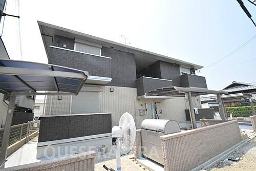 コルベーユ 2階建