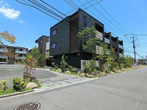 アンビハウス　グランデ 3階建